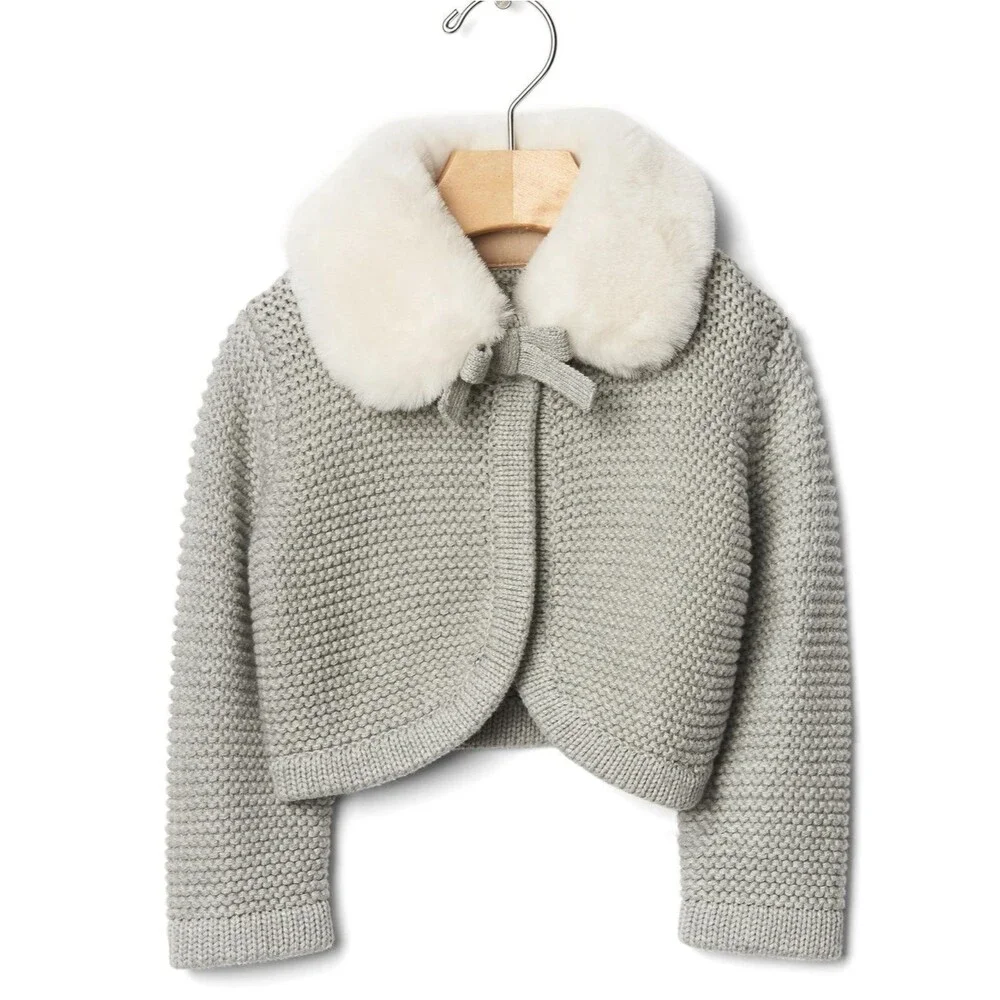 Baby Gap Girls Knit Gray Shrug Sweater with White Fur Collar & Bow. 0-3 Months.